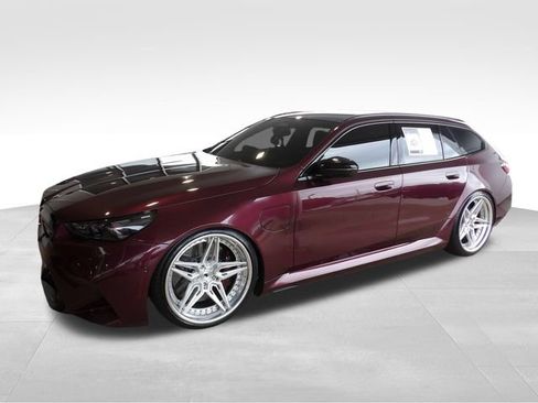 Used 2026 BMW M5 Touring AWD/4WD image 5
