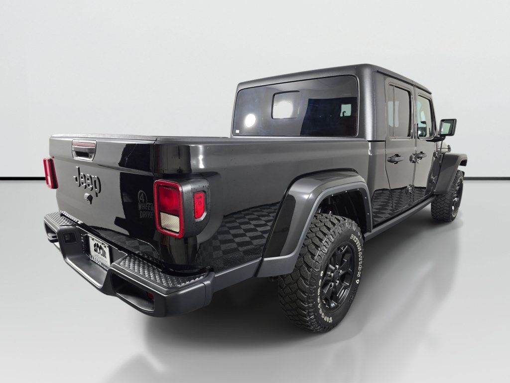 Used 2022 Jeep Gladiator Sport AWD/4WD image 6