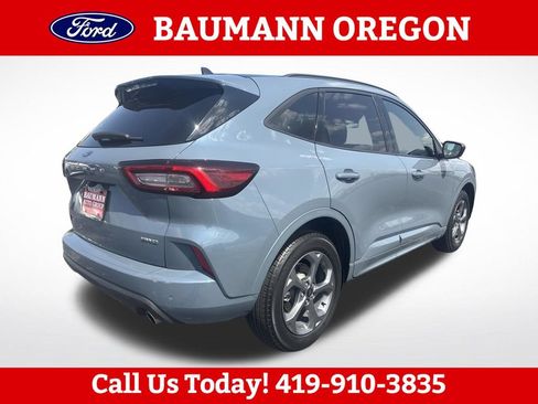 Used 2023 Ford Escape ST-Line w/ Tech Pack #1 AWD/4WD image 3