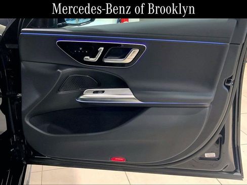 Used 2026 Mercedes-Benz E 350 4MATIC Sedan image 22