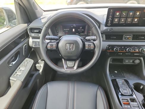 New 2026 Honda Pilot TrailSport image 16