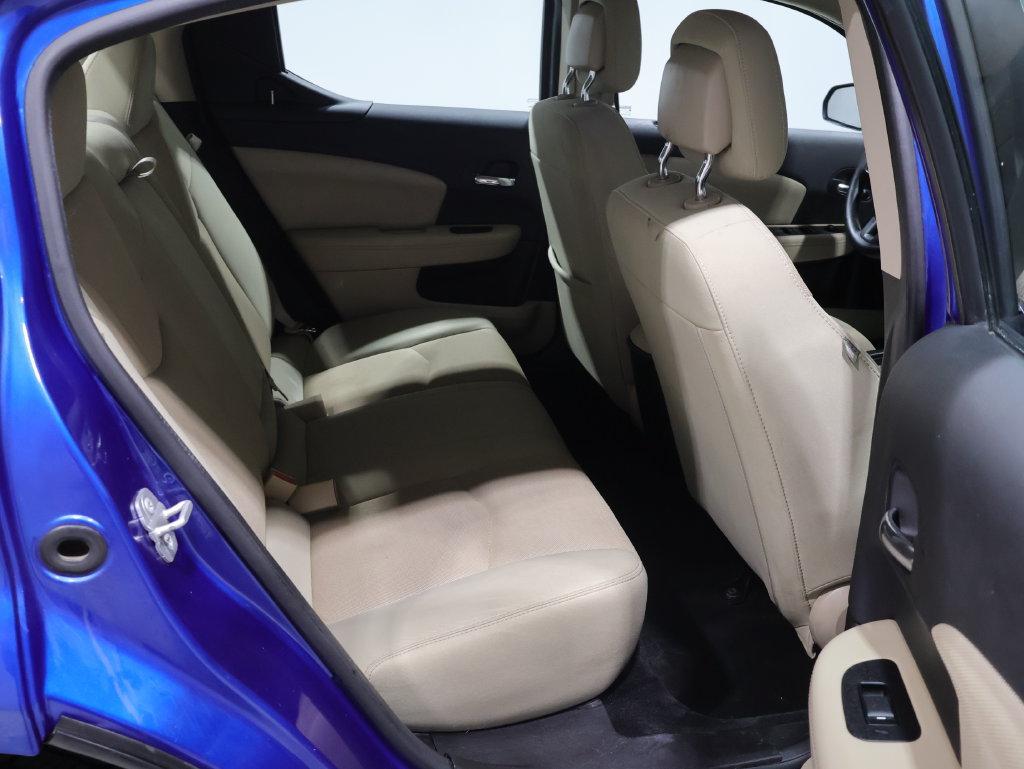 Used 2014 Dodge Avenger SE FWD image 17