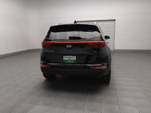 Used 2017 Kia Sportage EX image 7