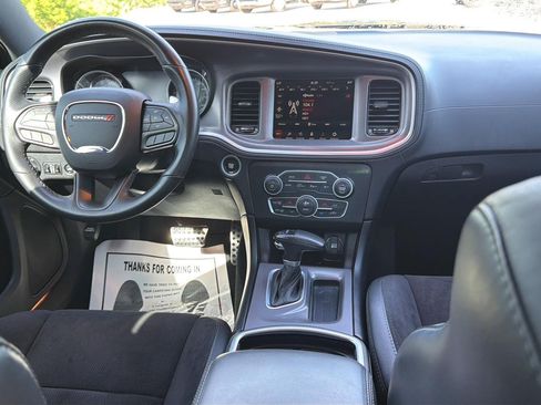 Used 2022 Dodge Charger R/T w/ Plus Group RWD image 30