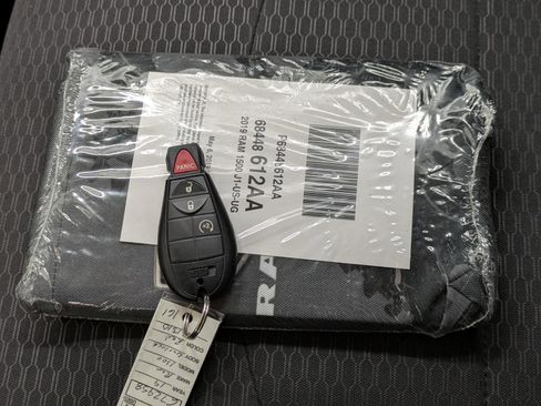 Used 2019 RAM 1500 Classic Warlock image 12