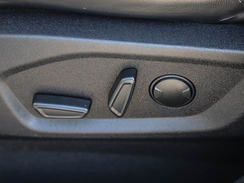 Used 2024 Ford Edge SEL image 20