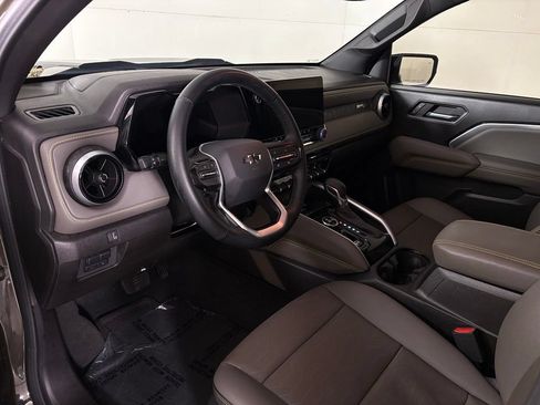 Used 2025 Chevrolet Colorado ZR2 AWD/4WD image 17