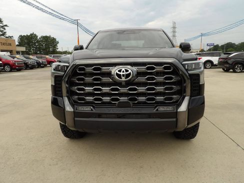 Used 2023 Toyota Tundra Platinum image 3