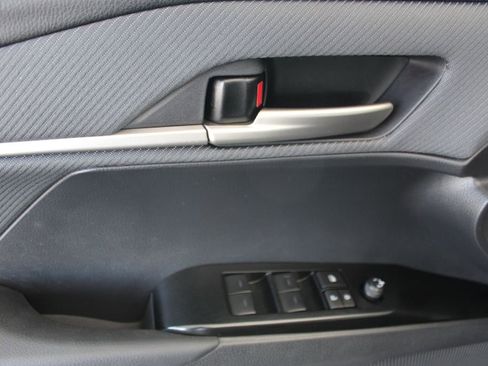 Certified 2025 Toyota Camry SE FWD image 21