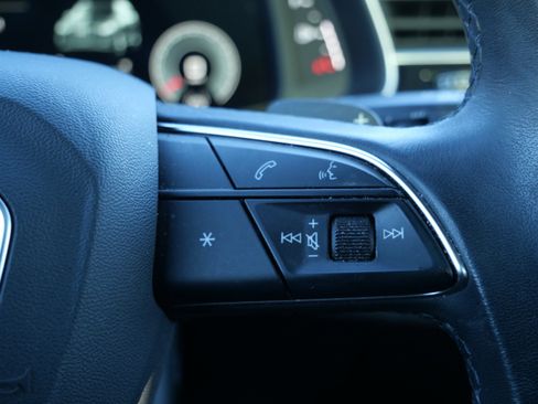 Used 2022 Audi Q7 3.0T Prestige image 21