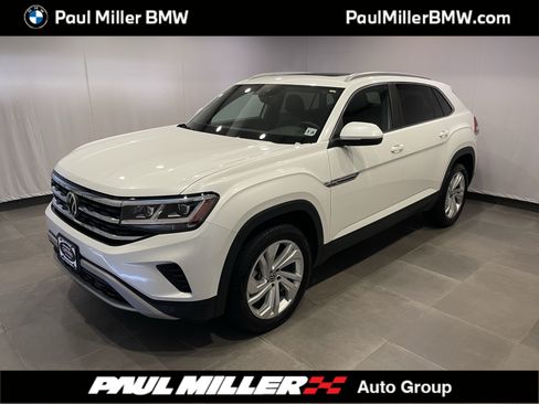 Used 2021 Volkswagen Atlas Cross Sport SEL AWD/4WD image 1