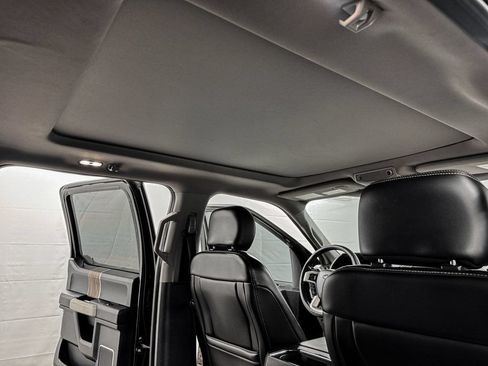 Used 2019 Ford F150 Lariat w/ Equipment Group 502A Luxury AWD/4WD image 11
