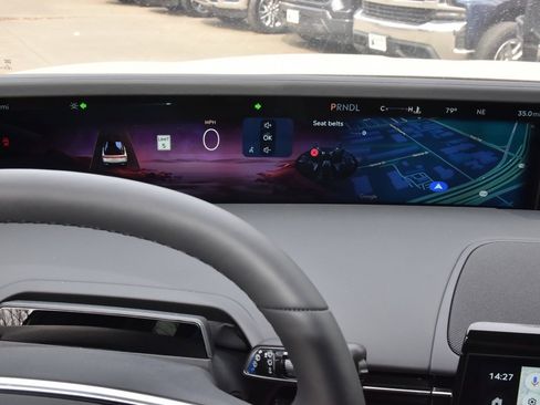 New 2026 Lincoln Nautilus Reserve w/ Jet Appearance Package image 25