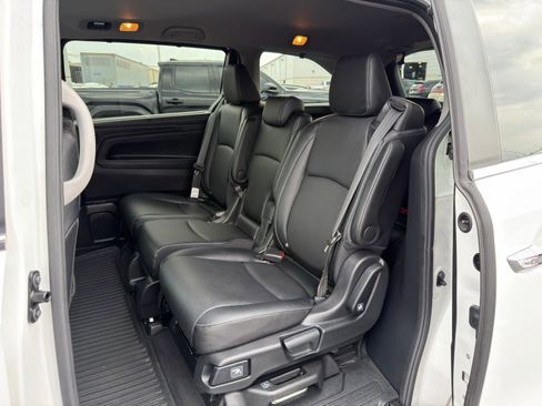 Used 2024 Honda Odyssey EX-L image 30