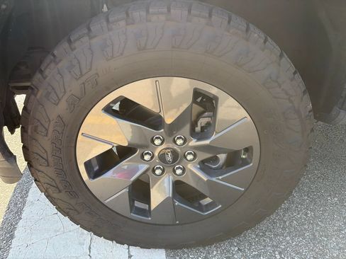 Used 2024 Ford F150 Lightning Flash AWD/4WD image 3