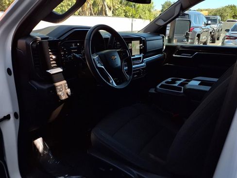 Used 2025 Chevrolet Silverado 2500 LT w/ Safety Package AWD/4WD image 15