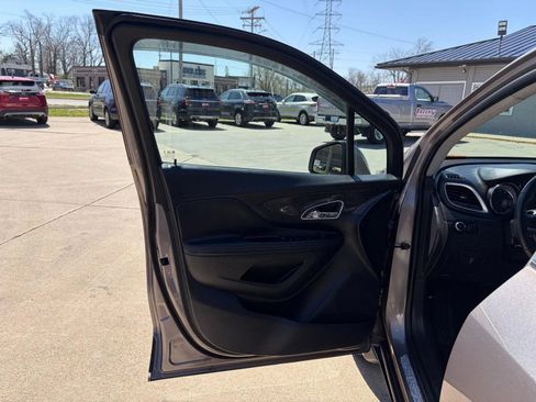 Used 2015 Buick Encore Convenience AWD/4WD image 10