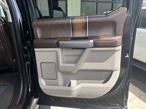 Used 2019 Ford F250 Limited AWD/4WD image 41