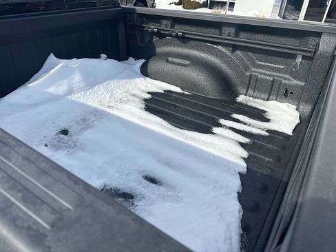 New 2026 RAM 1500 4x4 Crew Cab image 23