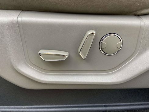 Used 2015 Ford F150 Lariat w/ Equipment Group 501A Mid image 14