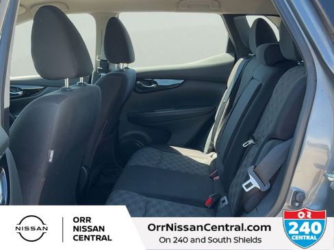 Used 2021 Nissan Rogue Sport SV FWD image 13