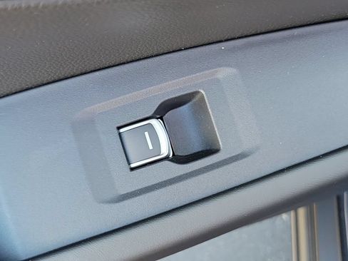 Certified 2024 Honda Accord EX image 15