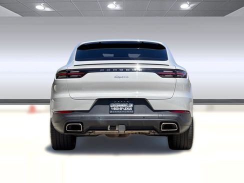 Used 2022 Porsche Cayenne Coupe AWD/4WD image 9