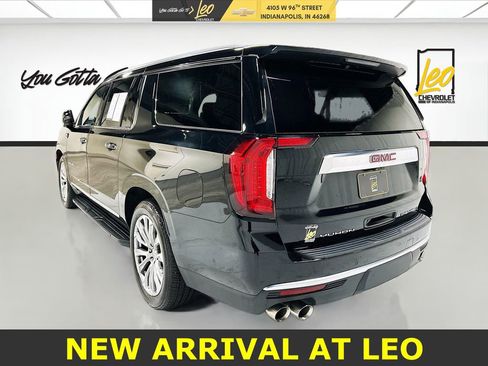 Used 2024 GMC Yukon XL Denali w/ Advanced Technology Package image 7