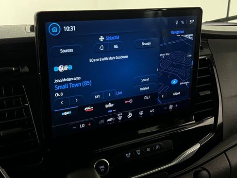 Used 2024 Ford Transit 350 XLT image 17