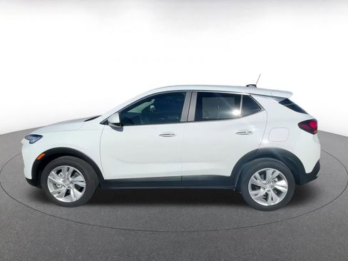 Used 2025 Buick Encore GX Preferred image 9