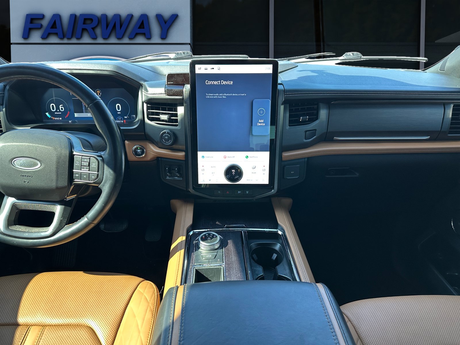 Used 2023 Ford Expedition Platinum RWD image 16