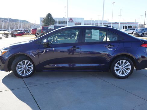 Certified 2024 Toyota Corolla LE w/ LE Convenience Package image 5