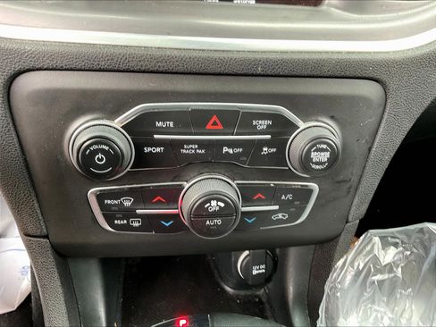 Used 2022 Dodge Charger R/T w/ Blacktop Package RWD image 15