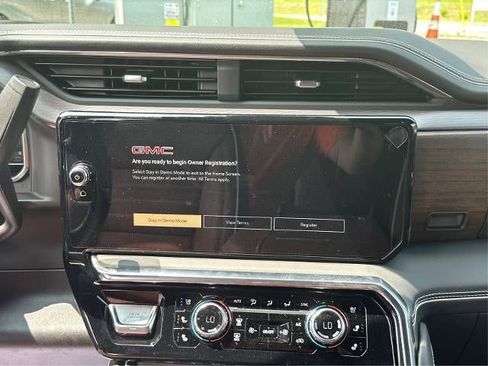 New 2025 GMC Sierra 2500 Denali Ultimate w/ Snow Plow Prep/Camper Package image 25