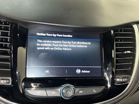Used 2021 Chevrolet Trax LT FWD image 29