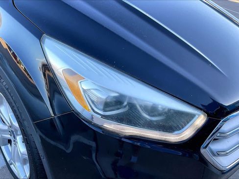 Used 2018 Ford Escape Titanium AWD/4WD image 28