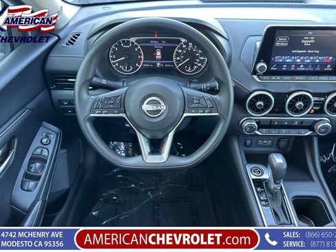 Used 2025 Nissan Sentra SV FWD image 17