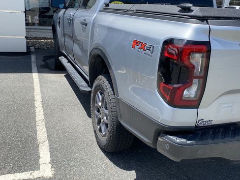 Used 2024 Ford Ranger XLT AWD/4WD image 3