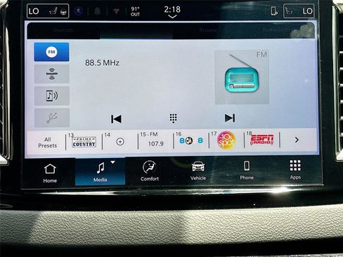 Used 2025 Chrysler Pacifica Select FWD image 14