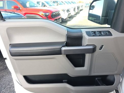 Used 2020 Ford F150 XLT image 15