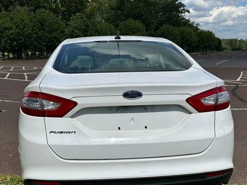Used 2016 Ford Fusion S image 6