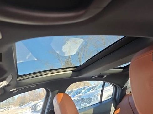 Used 2022 Alfa Romeo Giulia Ti image 6