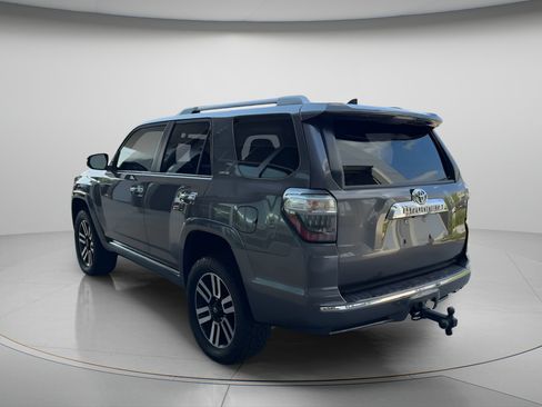Used 2018 Toyota 4Runner Limited AWD/4WD image 12