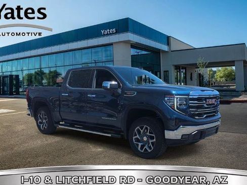 Used 2022 GMC Sierra 1500 SLT w/ SLT Premium Plus Package AWD/4WD image 1