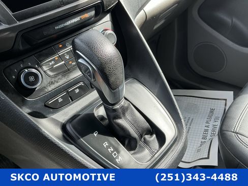 Used 2020 Ford Transit Connect XL FWD image 23