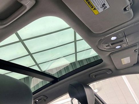 Used 2017 Genesis G80 3.8 w/ Option Group 03 image 13