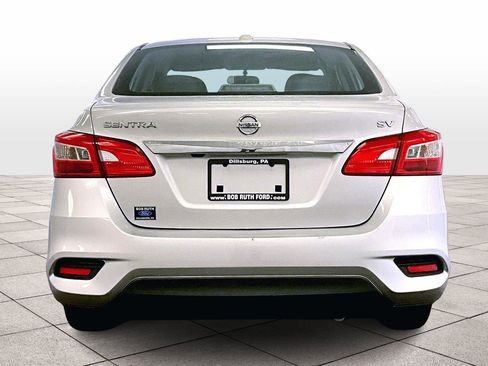 Used 2019 Nissan Sentra SV image 4