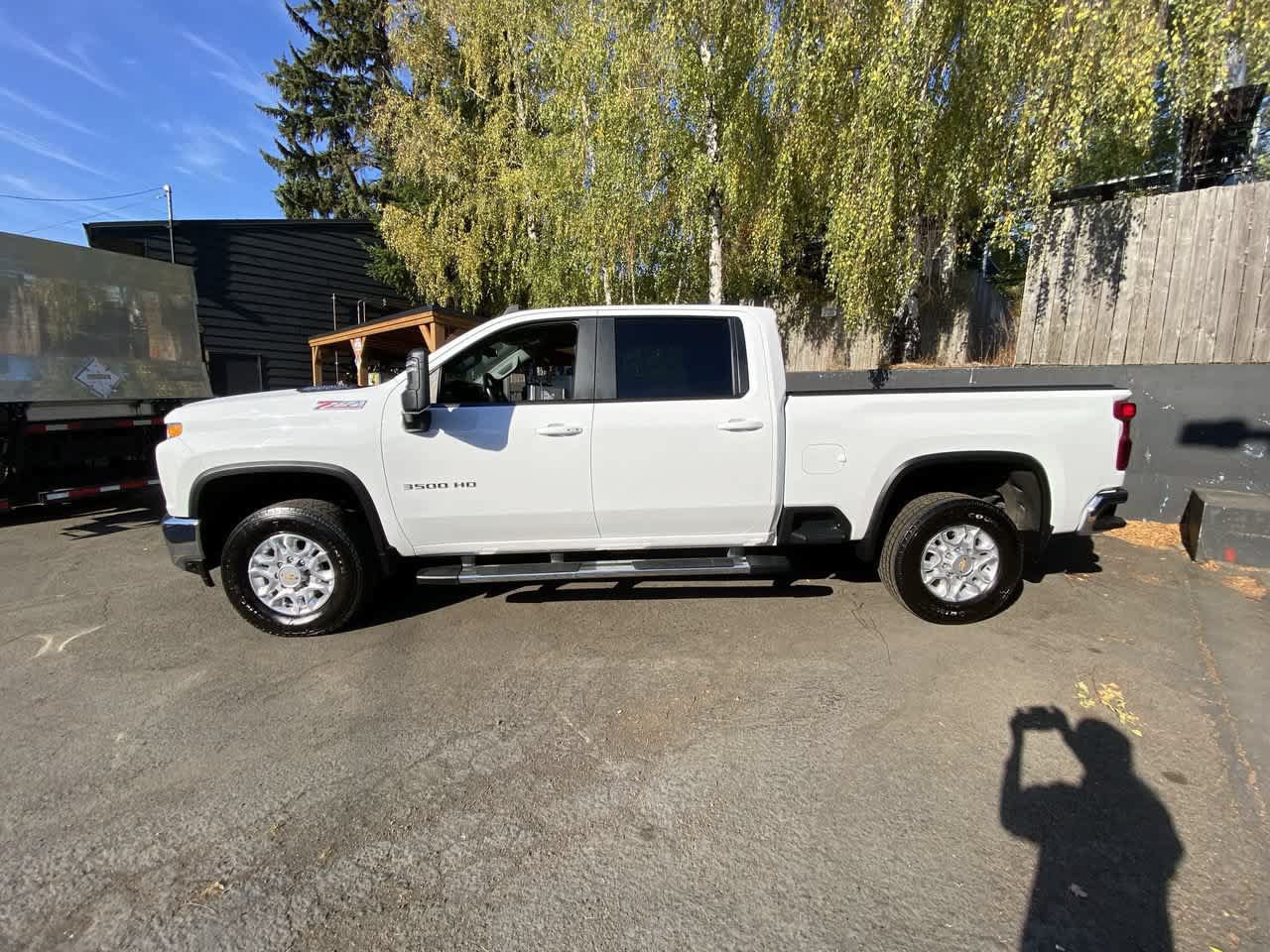 Used 2021 Chevrolet Silverado 3500 LT w/ Convenience Package AWD/4WD image 3