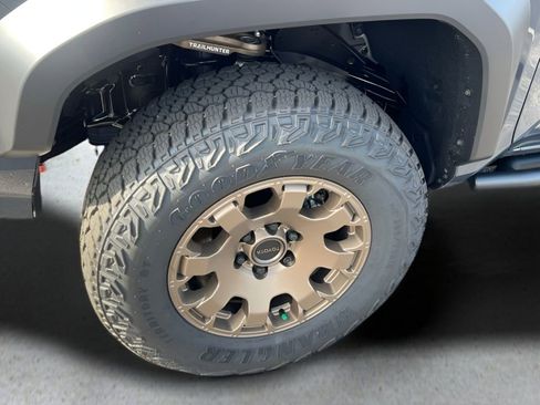 New 2026 Toyota Tacoma 4x4 Double Cab Hybrid image 9