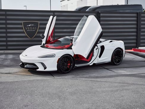 Used 2025 McLaren GTS image 21